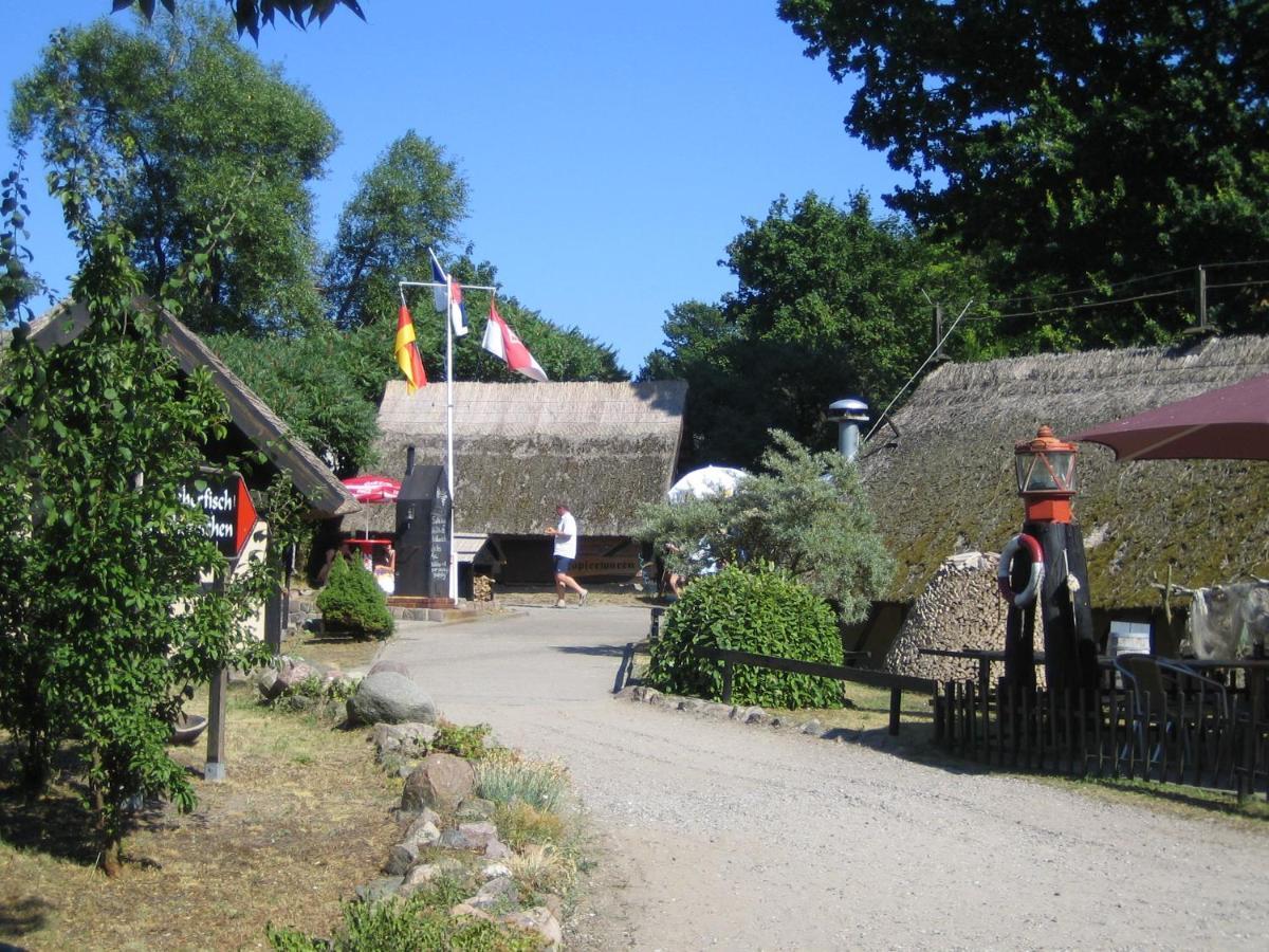 Bernsteinbaeder Zimmer Koserow Buitenkant foto